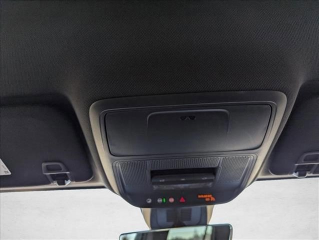 Used 2025 Chevrolet Equinox ACTIV w/ Safety and Technology Package image 21