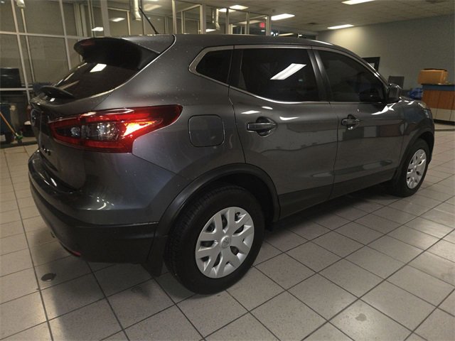 Used 2020 Nissan Rogue Sport S image 8