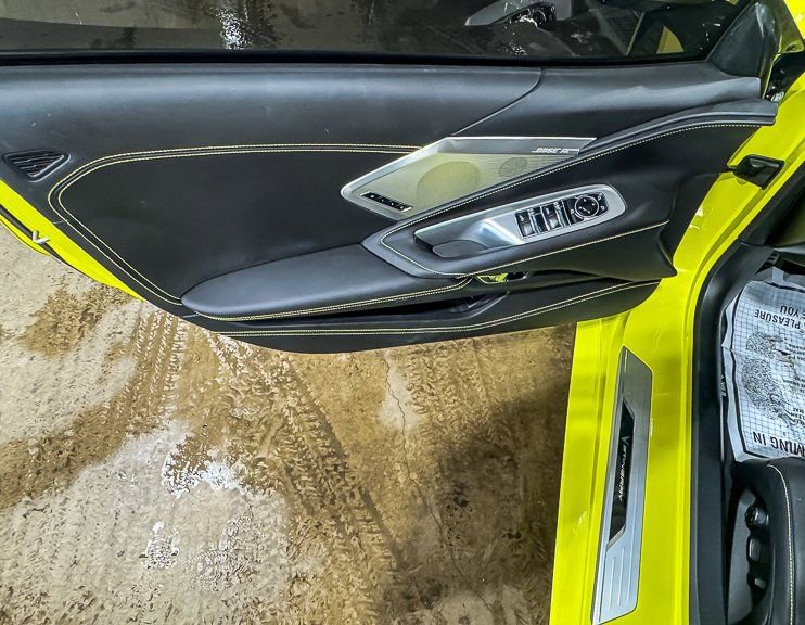 Used 2024 Chevrolet Corvette Stingray Premium Conv w/ Z51 Performance Package image 22