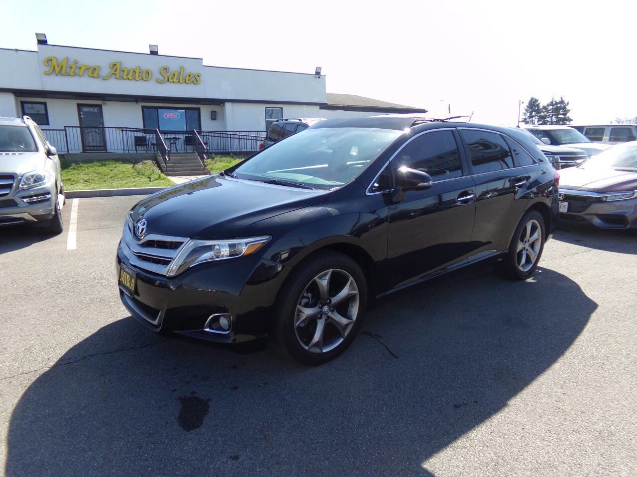 Used 2015 Toyota Venza Limited AWD/4WD image 1