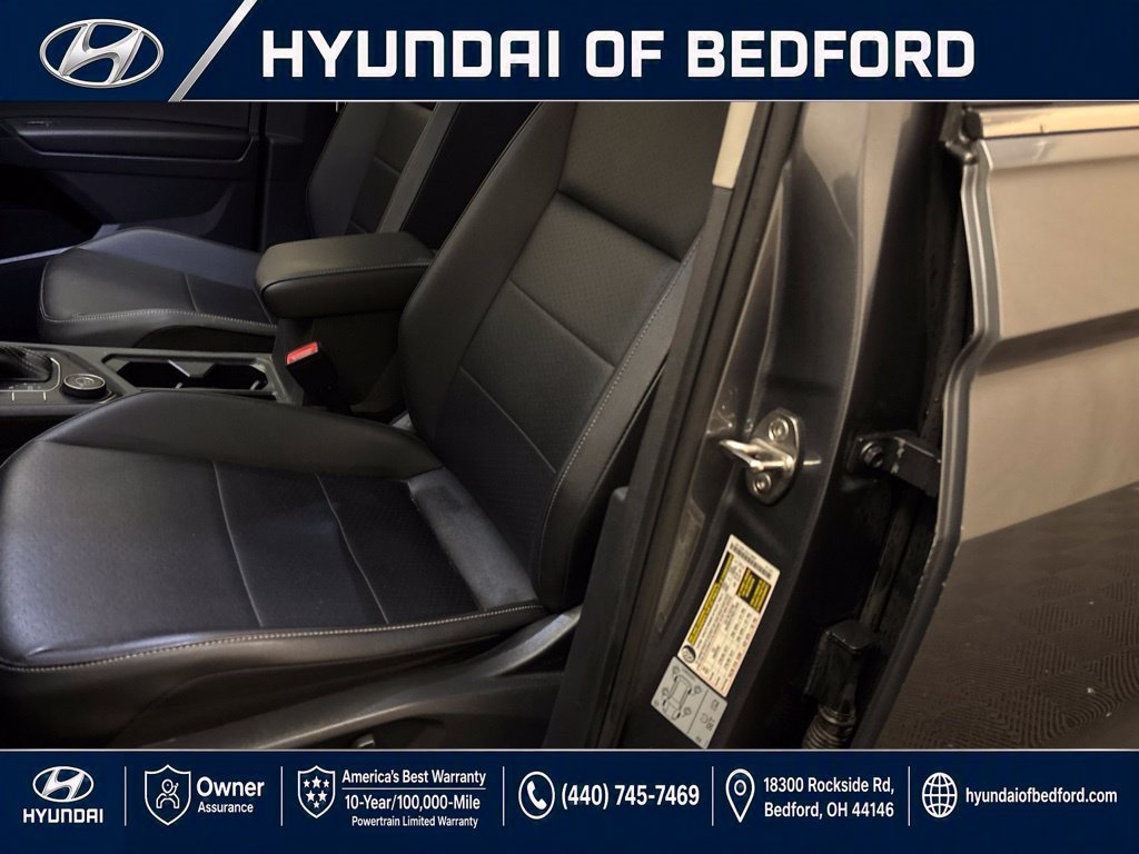 Used 2021 Volkswagen Tiguan SE w/ Panoramic Sunroof Package AWD/4WD image 14