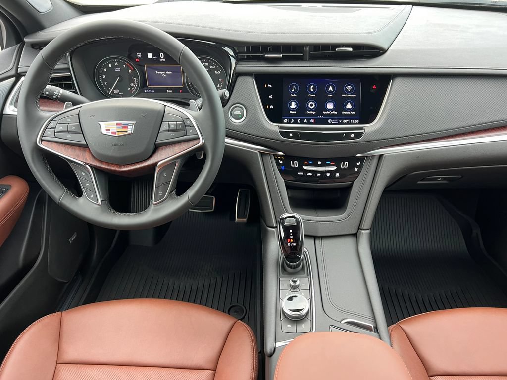 New 2026 Cadillac XT5 Sportv w/ LPO, Floor Liner Package AWD/4WD image 3