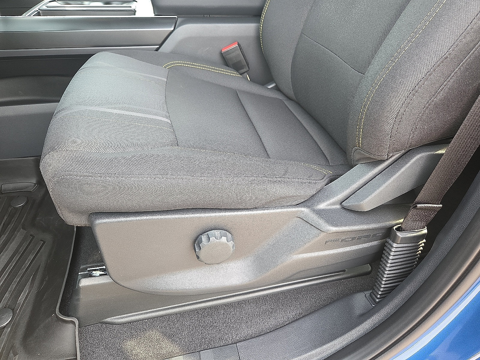 Used 2024 Ford F150 STX AWD/4WD image 14