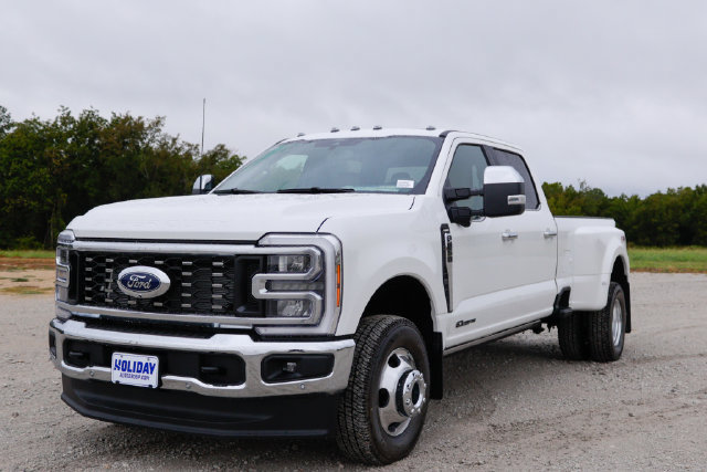 New 2026 Ford F350 Lariat w/ Lariat Premium Package