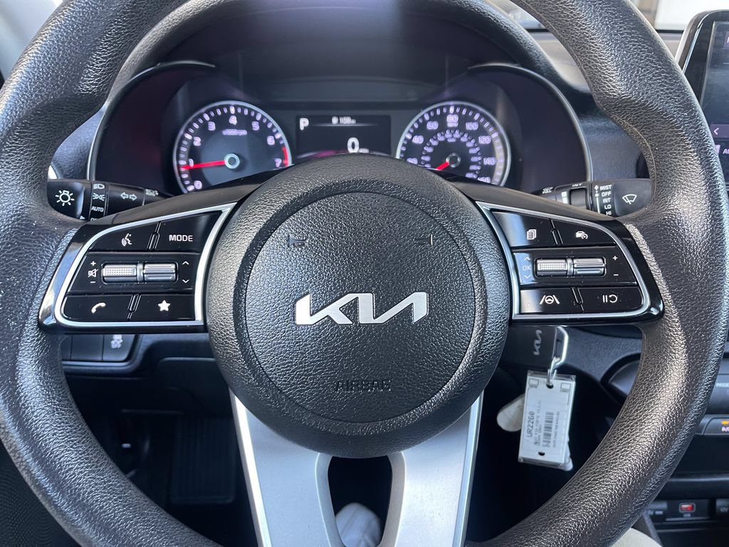 Used 2022 Kia Forte LXS FWD image 28