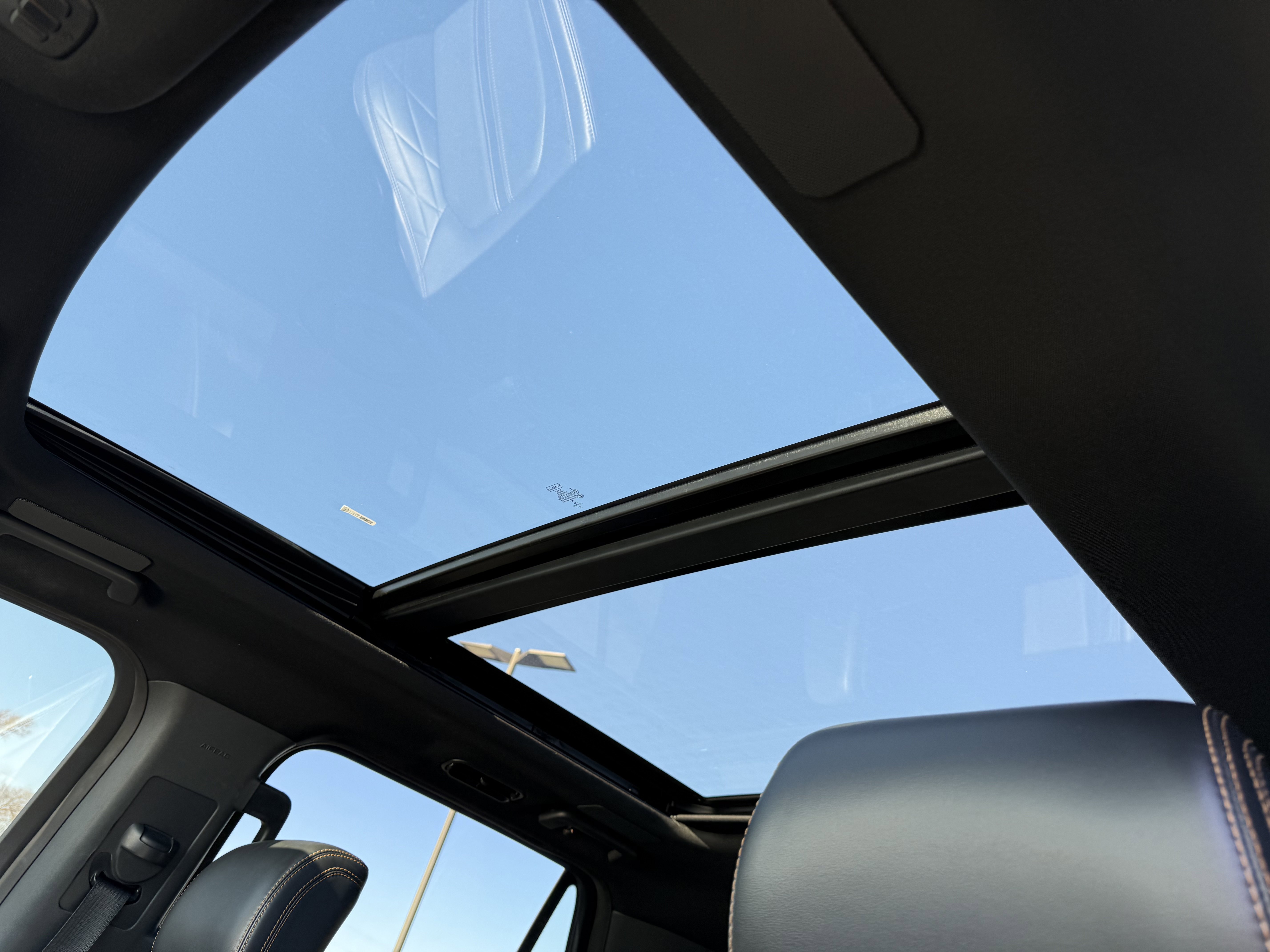 Used 2022 Ford Expedition Platinum image 13