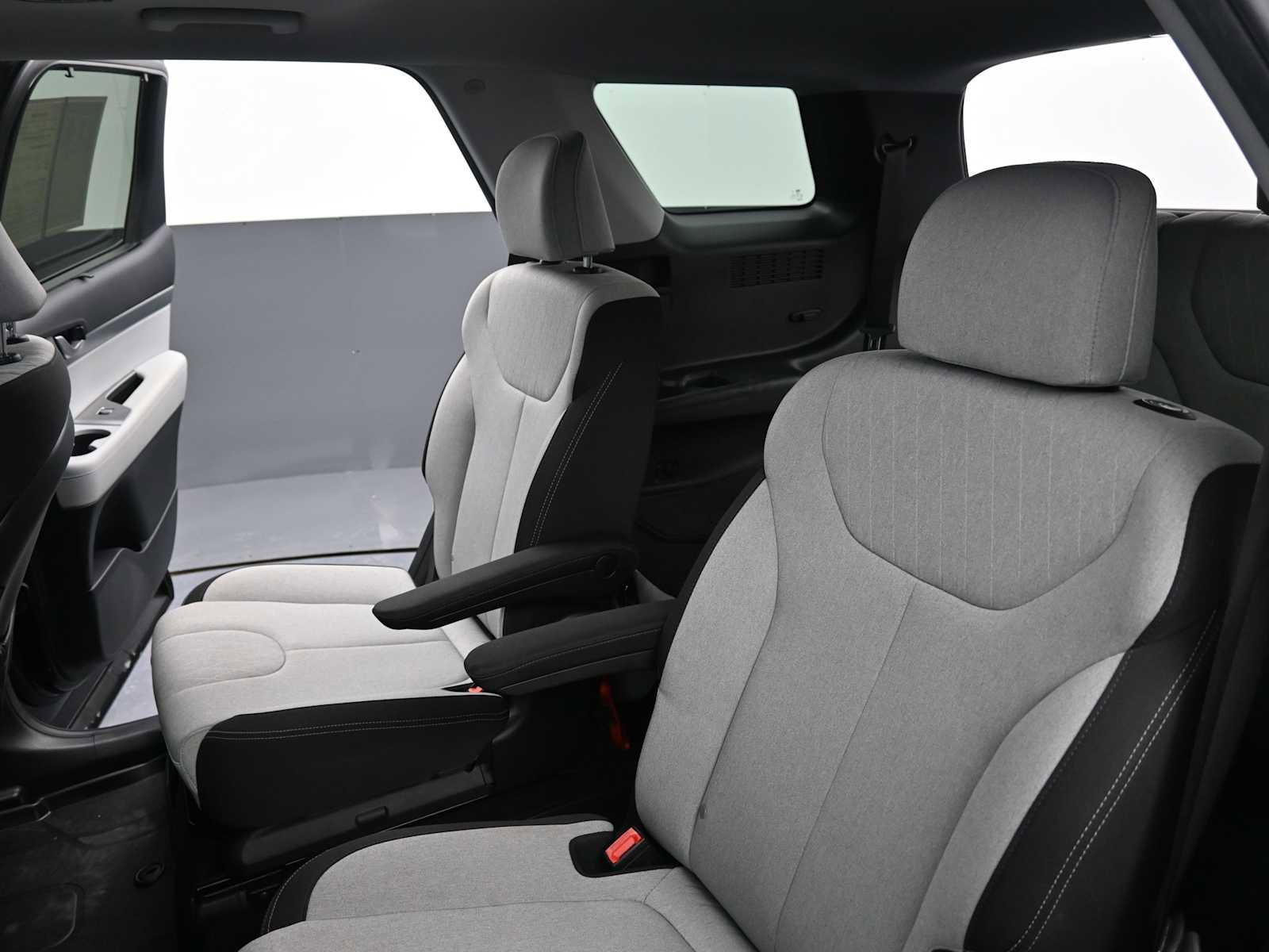 Used 2020 Hyundai Palisade SEL w/ Convenience Package image 21