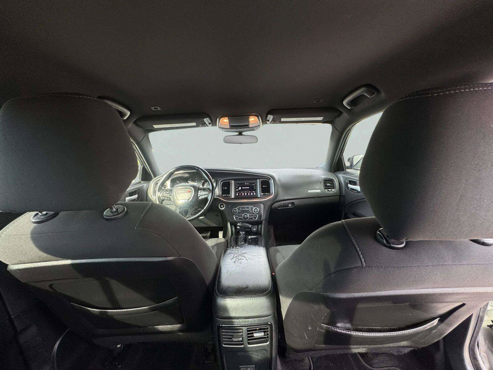 Used 2018 Dodge Charger SXT RWD image 36