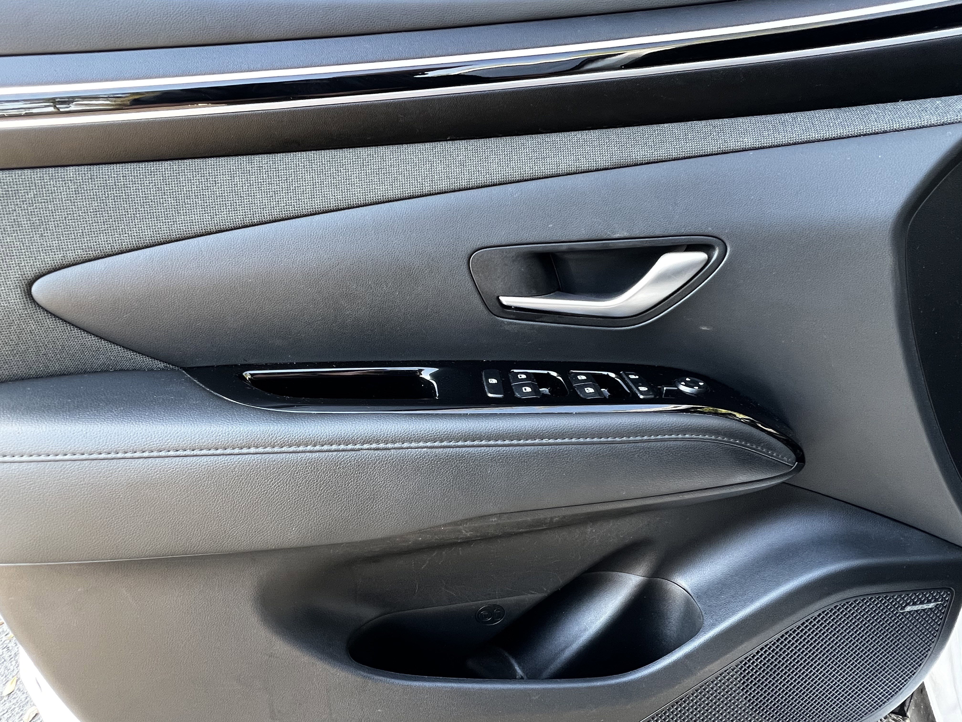 Used 2023 Hyundai Santa Cruz Limited image 13