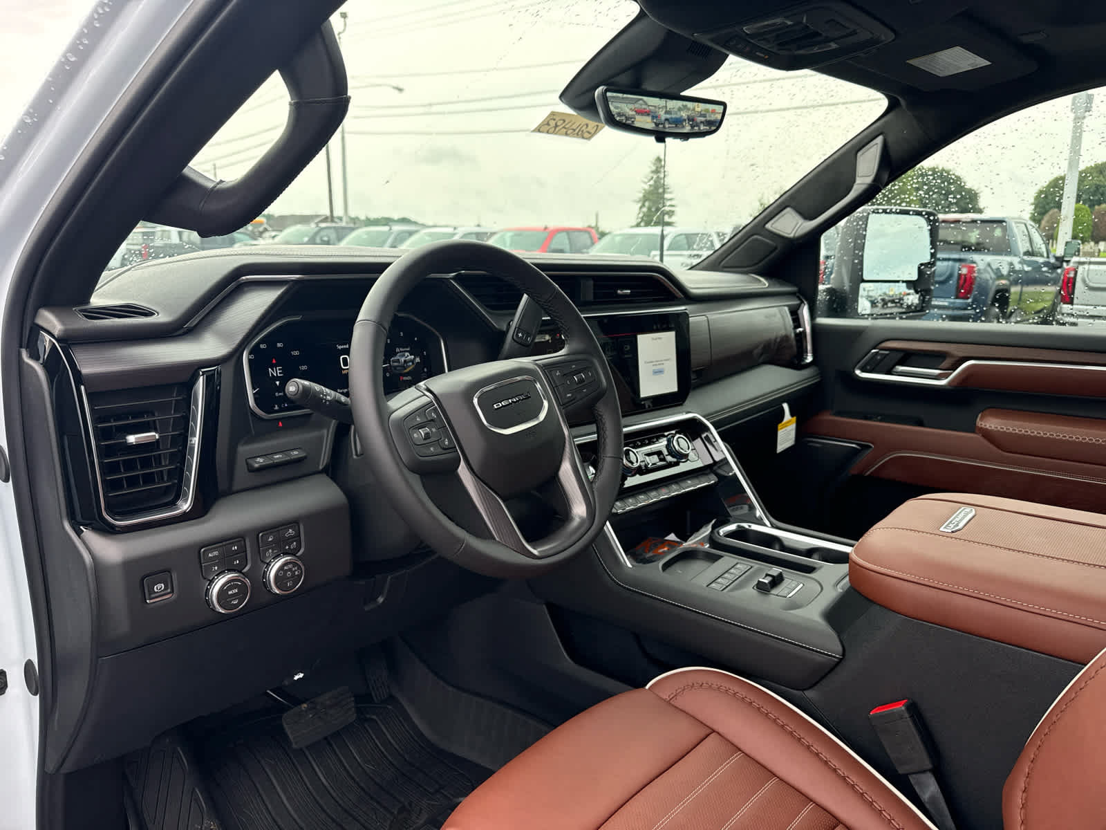 New 2026 GMC Sierra 3500 Denali Ultimate w/ LPO, Black Badging Package AWD/4WD image 13