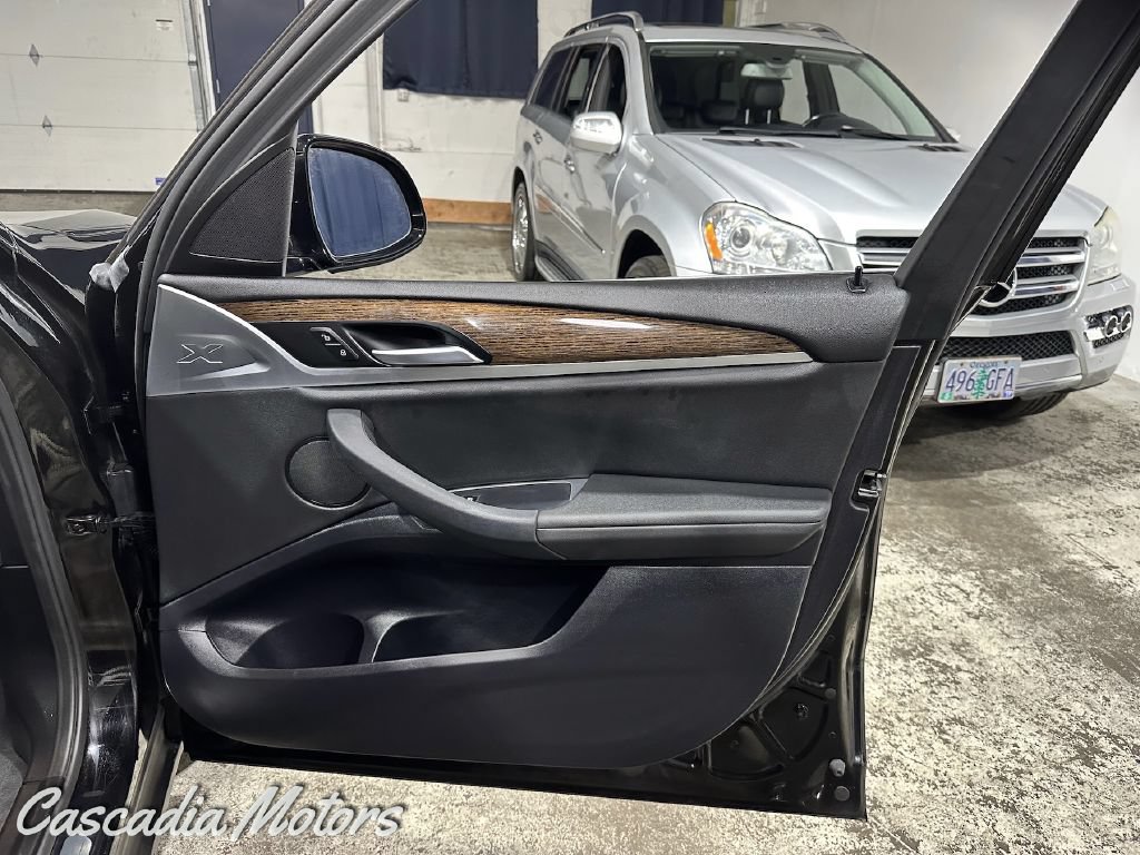 Used 2019 BMW X3 xDrive30i AWD/4WD image 28