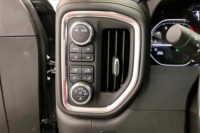 Used 2021 GMC Sierra 1500 AT4 image 34