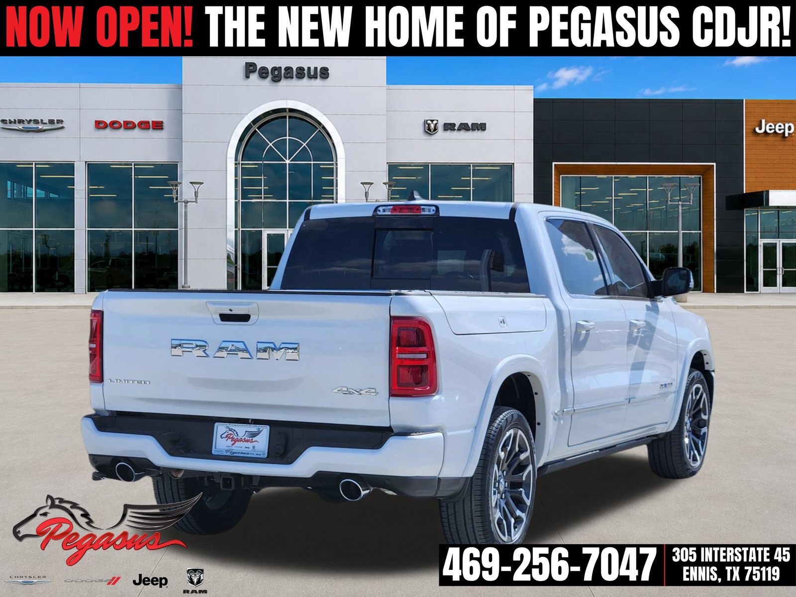 Used 2025 RAM 1500 Limited w/ Body Color Bumper Group AWD/4WD image 5