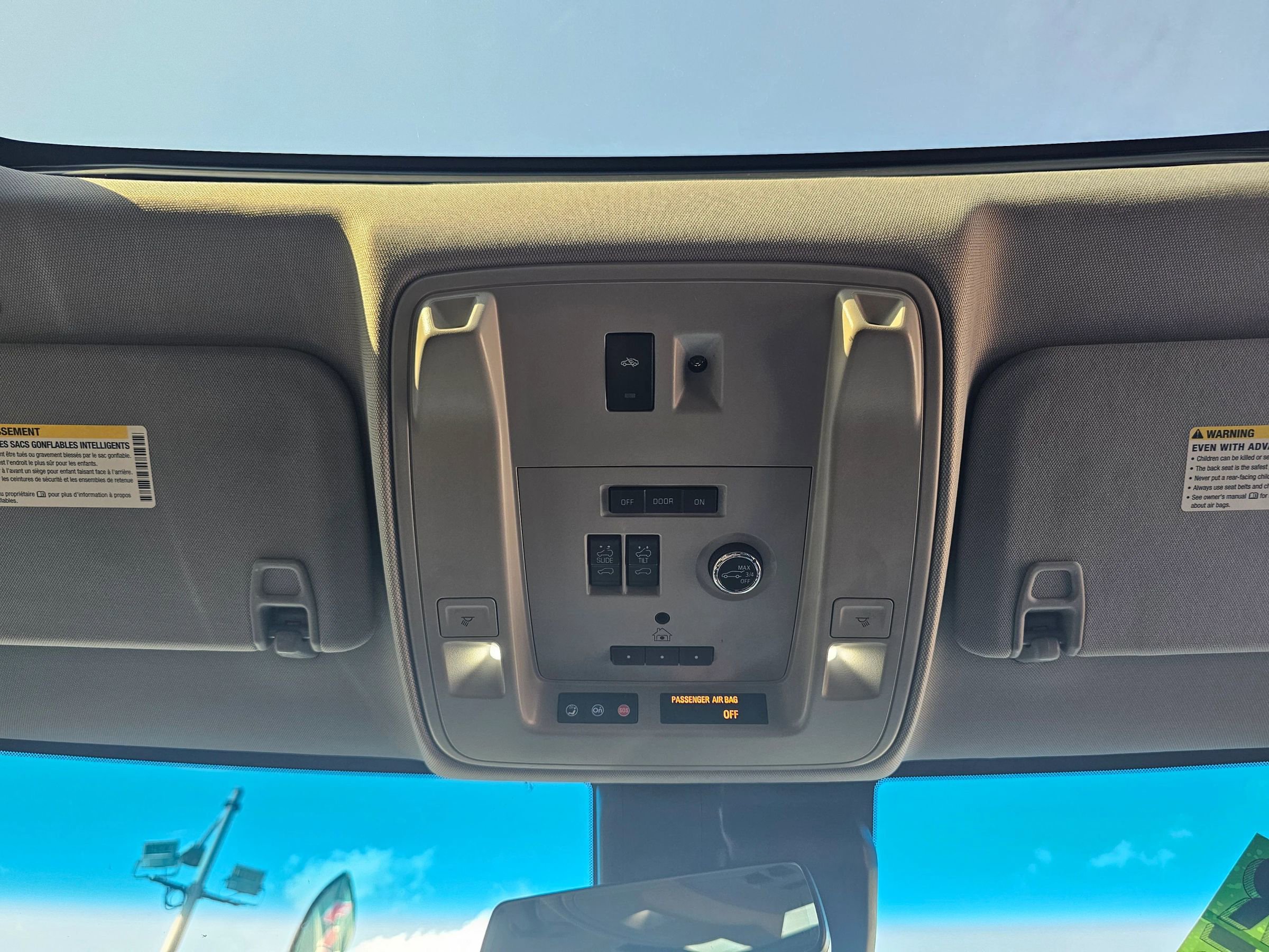 Used 2020 Cadillac Escalade Luxury RWD image 37