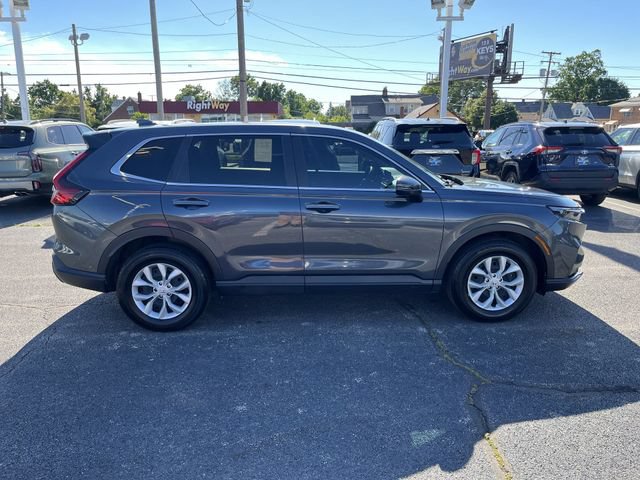 Used 2025 Honda CR-V LX image 11