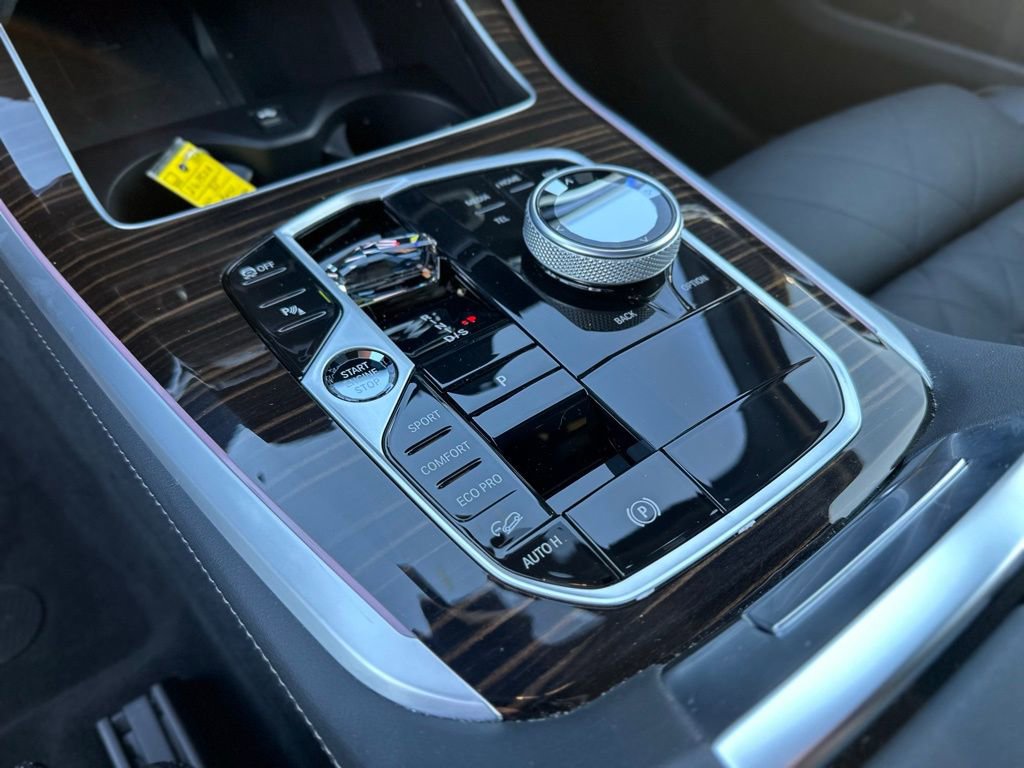 Certified 2025 BMW X5 M60i w/ Executive Package image 36