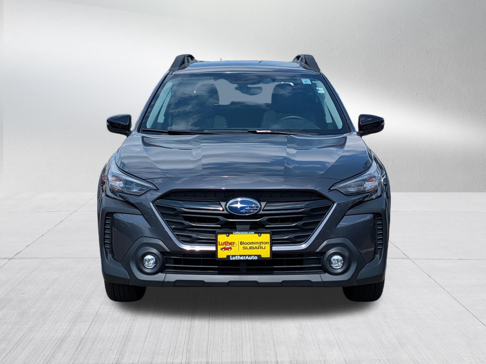 Used 2025 Subaru Outback Onyx Edition w/ Popular Package #2 AWD/4WD image 2