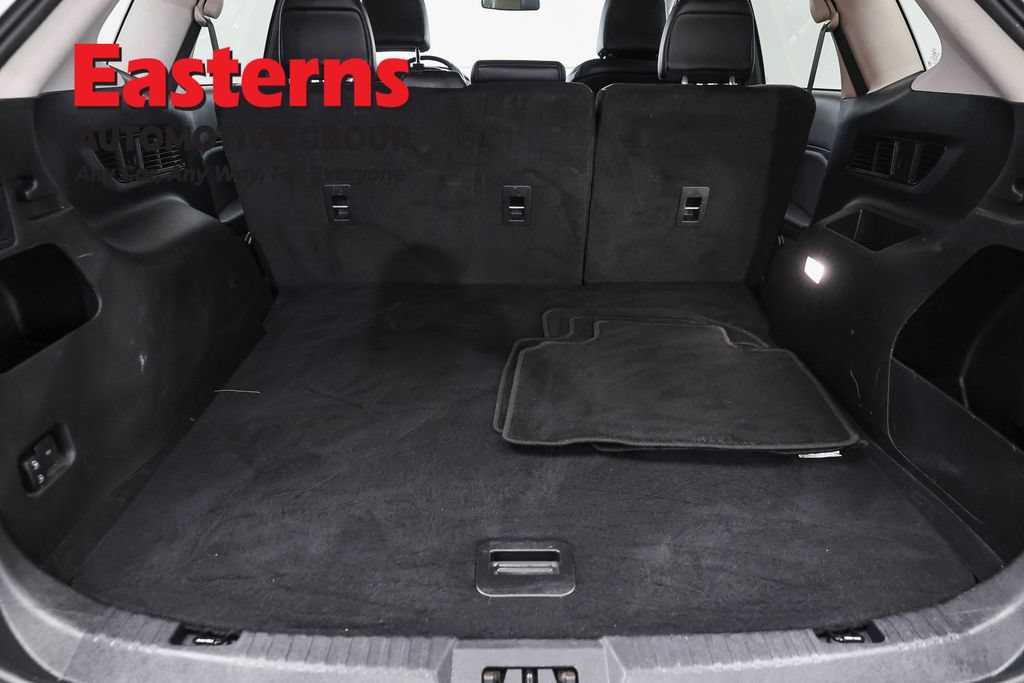 Used 2023 Ford Edge SEL AWD/4WD image 9