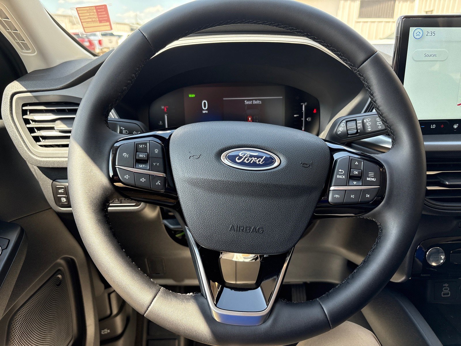 New 2025 Ford Escape SE image 13