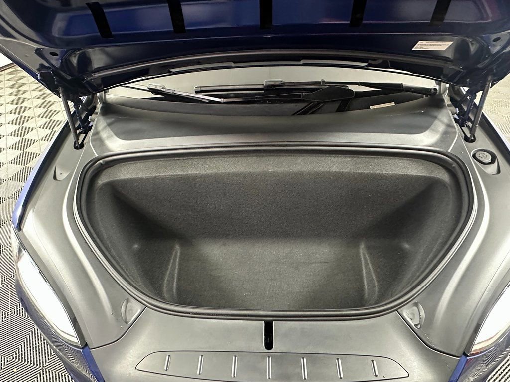 Used 2022 Tesla Model X image 15