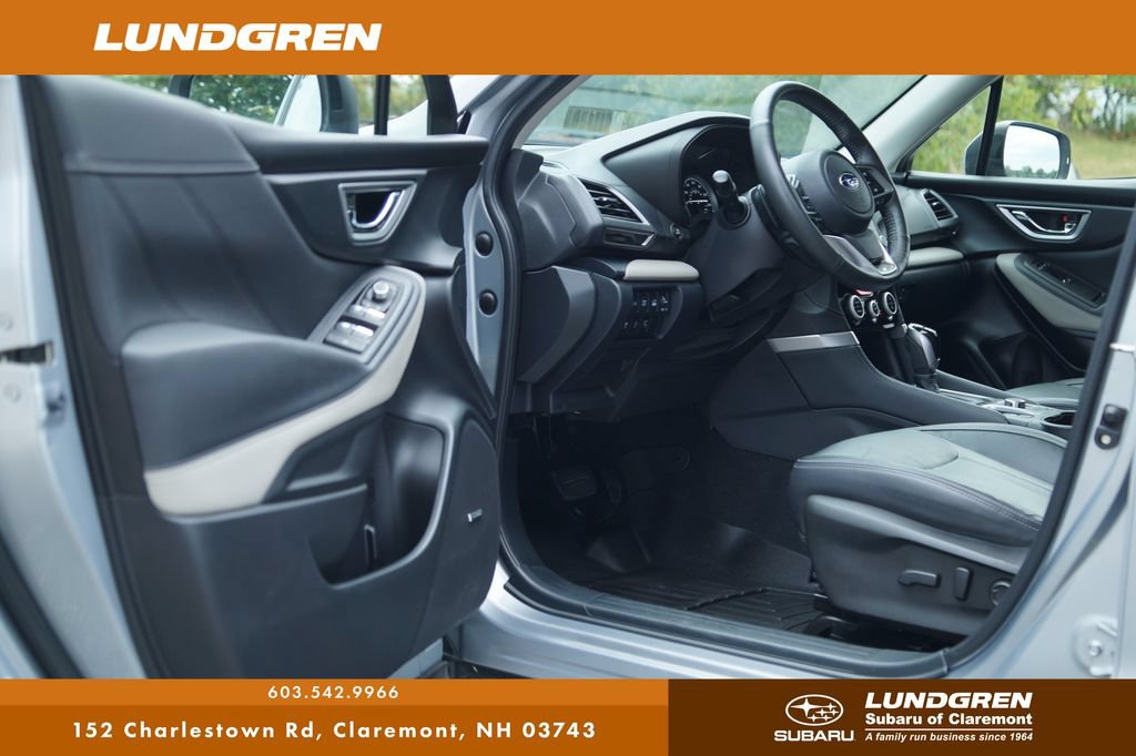 Used 2023 Subaru Forester Limited AWD/4WD image 12