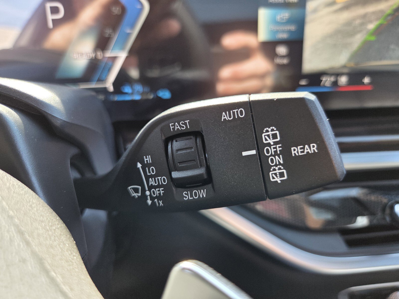 New 2026 BMW X5 xDrive50e w/ Executive Package image 29