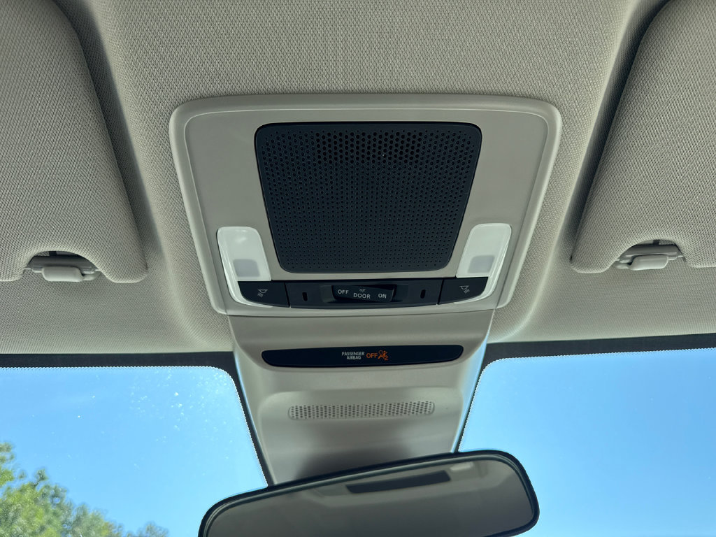 Certified 2027 Honda HR-V LX image 28