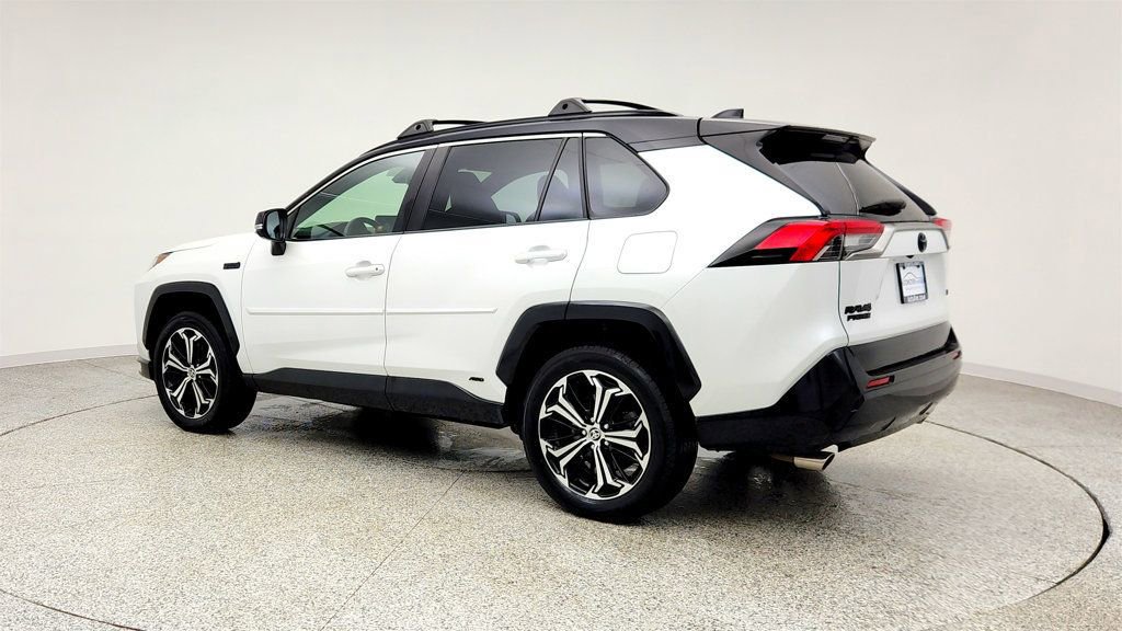 Used 2023 Toyota RAV4 XSE w/ Weather Package image 7