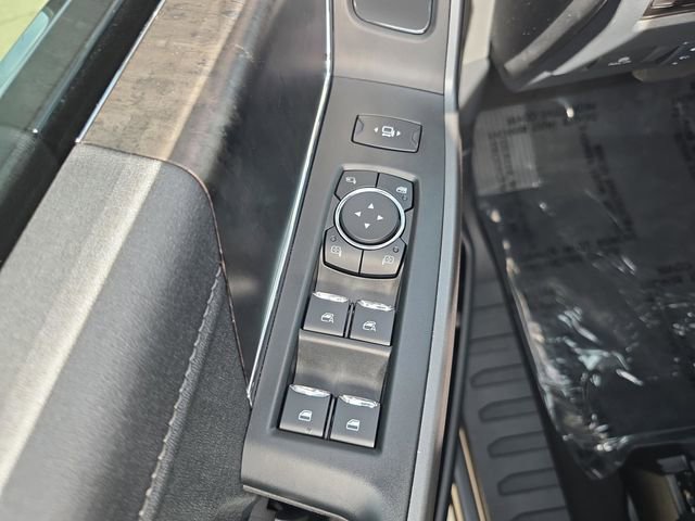 Used 2026 Ford F250 Lariat w/ Lariat Ultimate Package image 13