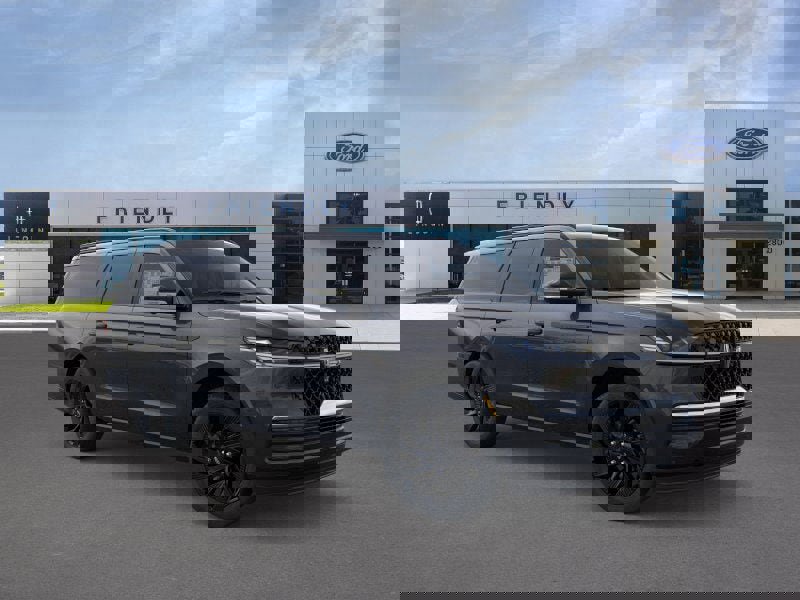 New 2026 Lincoln Navigator L Reserve w/ Jet Appearance Package image 7