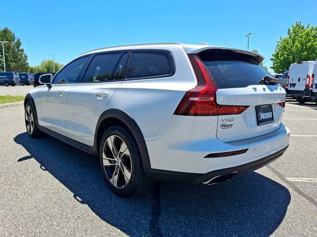 Used 2021 Volvo V60 T5 Cross Country w/ Climate Package AWD/4WD image 4