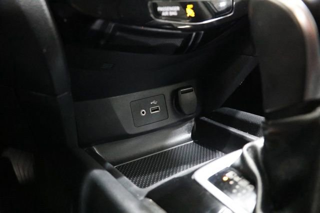 Used 2019 Nissan Rogue SV AWD/4WD image 28