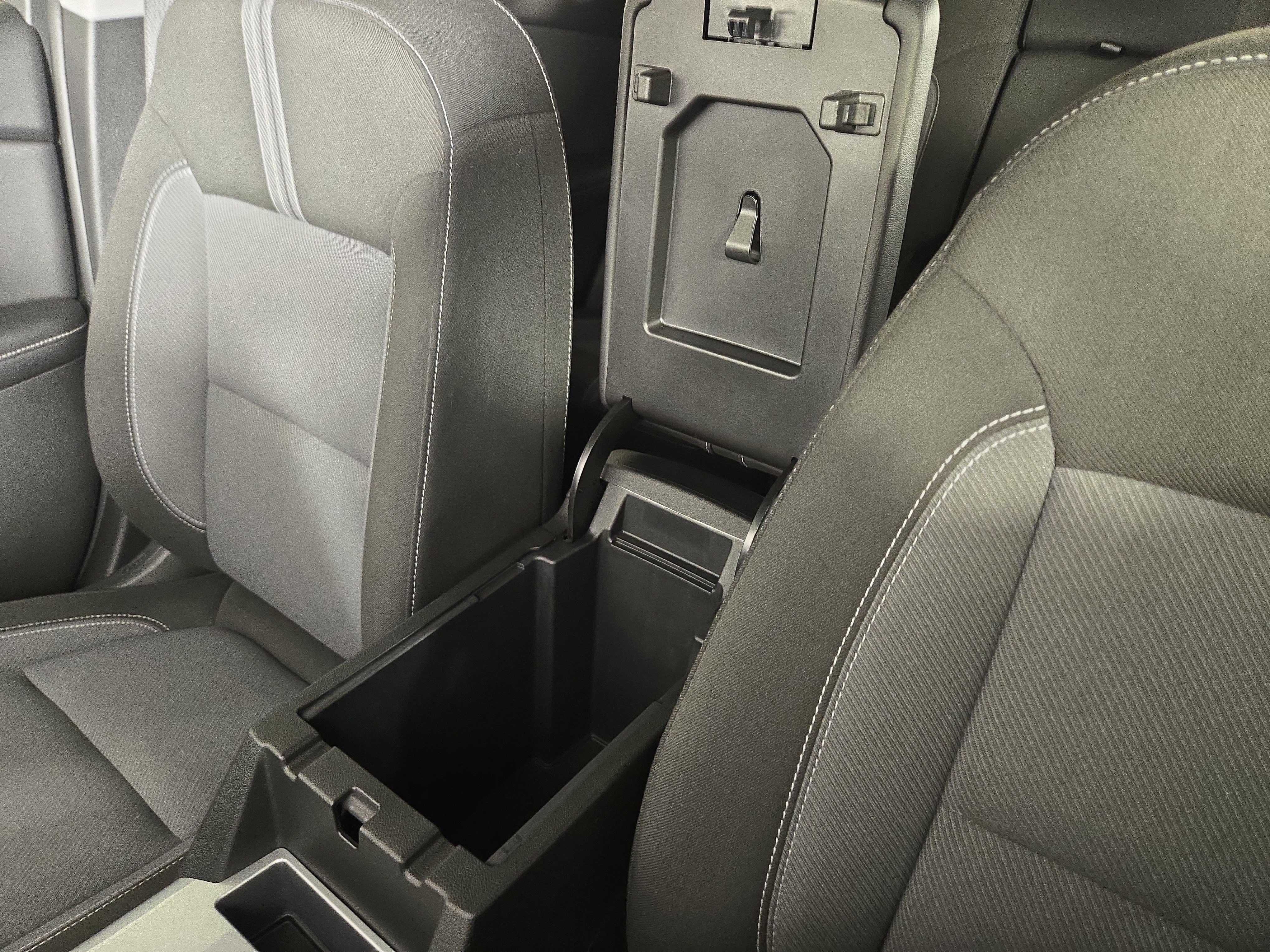 Certified 2023 Chevrolet Blazer LT w/ Convenience Package image 28