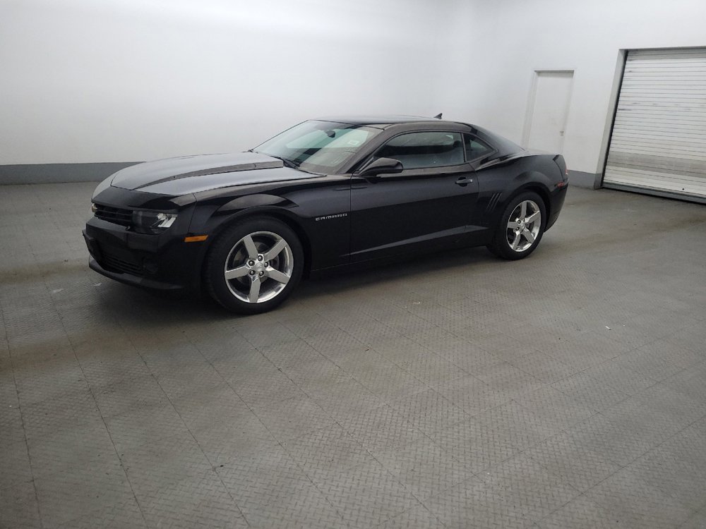 Used 2015 Chevrolet Camaro LT w/ 1LT Preferred Package RWD image 2