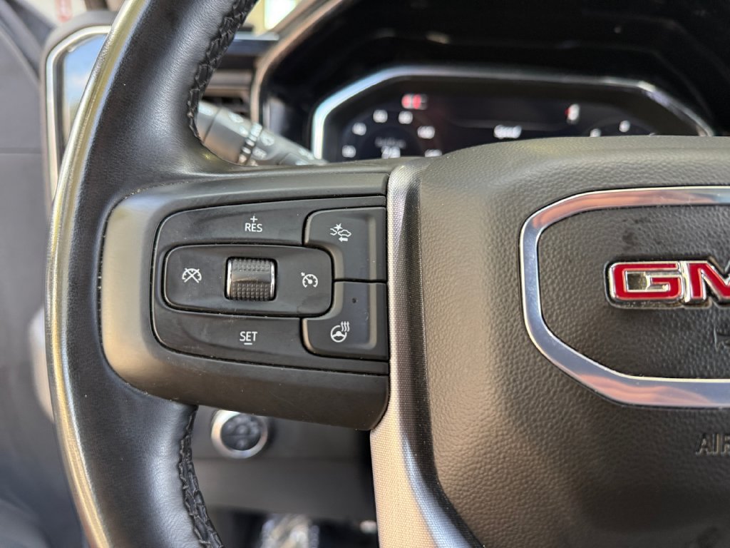 Used 2025 GMC Sierra 1500 SLT AWD/4WD image 23