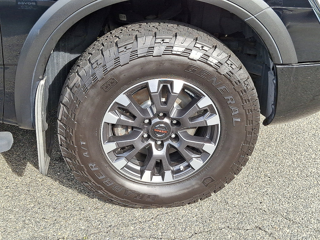Used 2021 Nissan Titan PRO-4X w/ Pro-4x Convenience Package AWD/4WD image 19