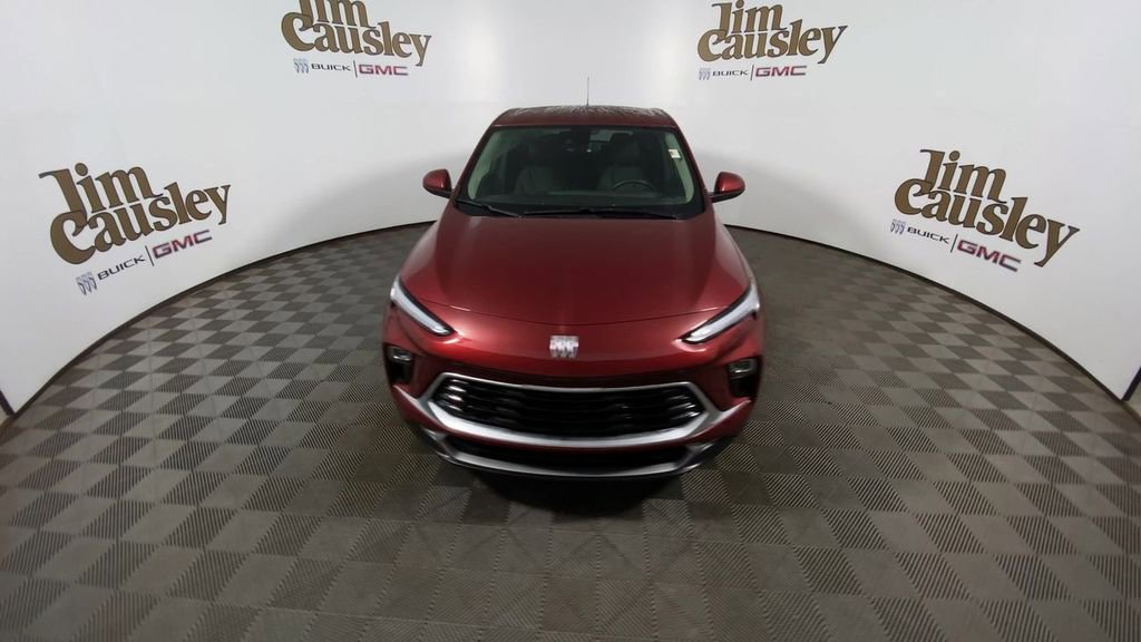 Used 2024 Buick Encore GX Preferred w/ Comfort Package image 3