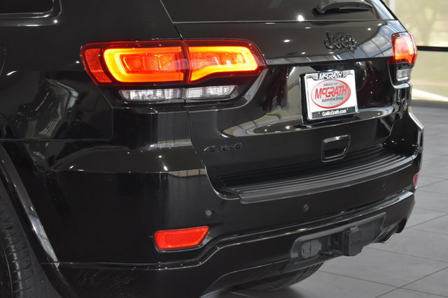 Used 2021 Jeep Grand Cherokee Laredo X AWD/4WD image 9