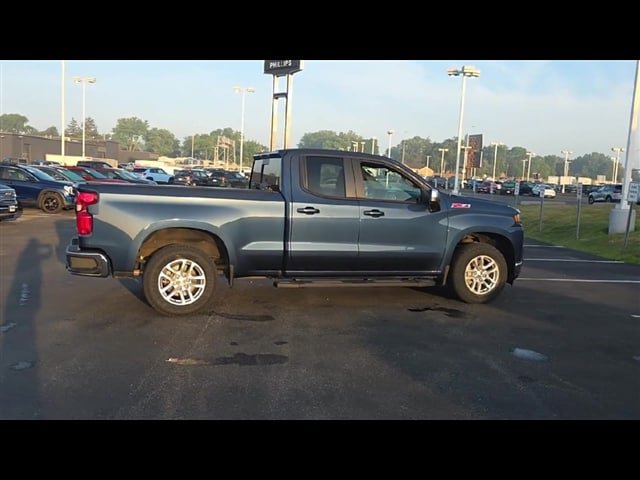 Used 2019 Chevrolet Silverado 1500 LT w/ All-Star Edition image 9