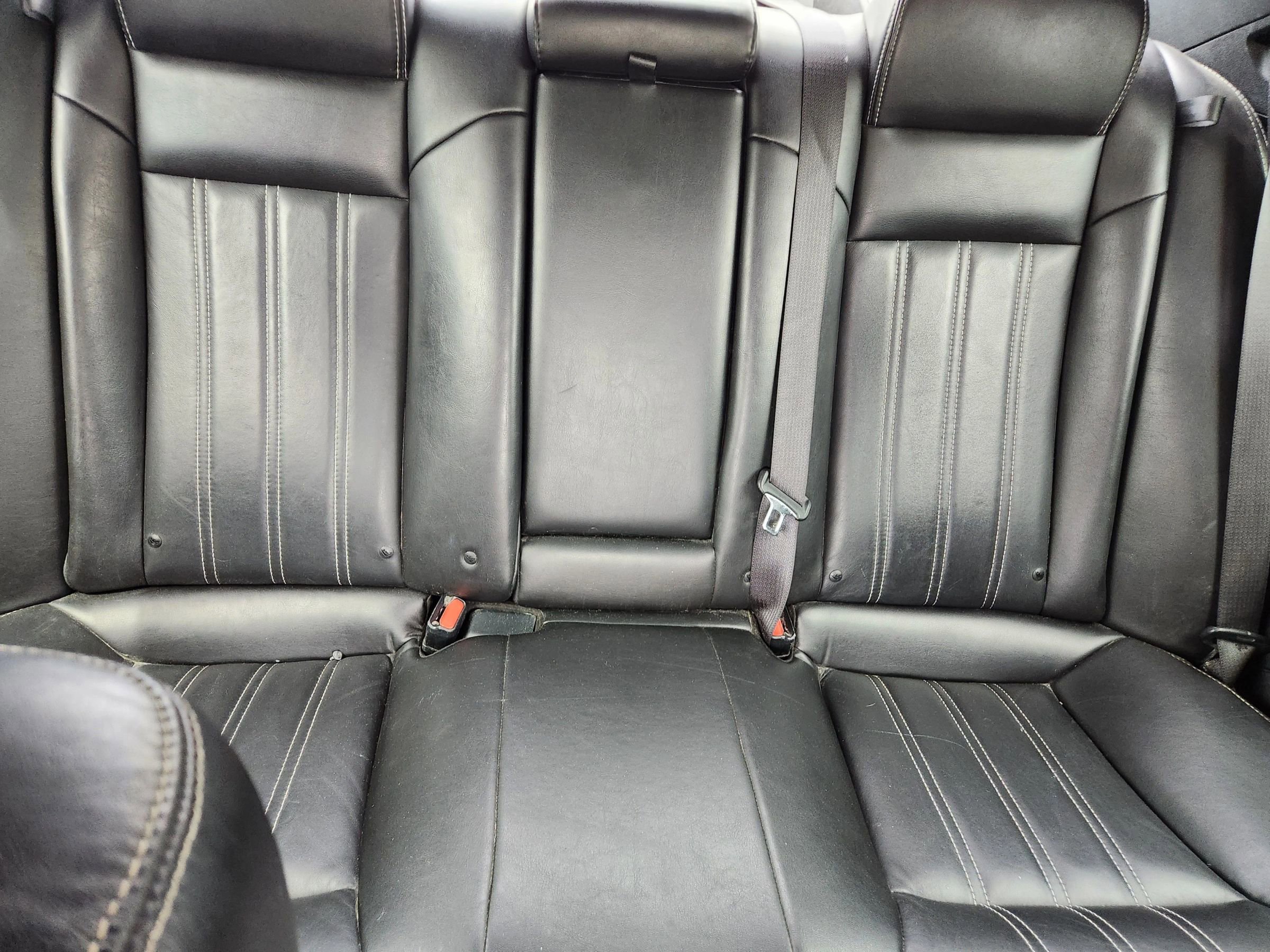 Used 2019 Chrysler 300 S image 17