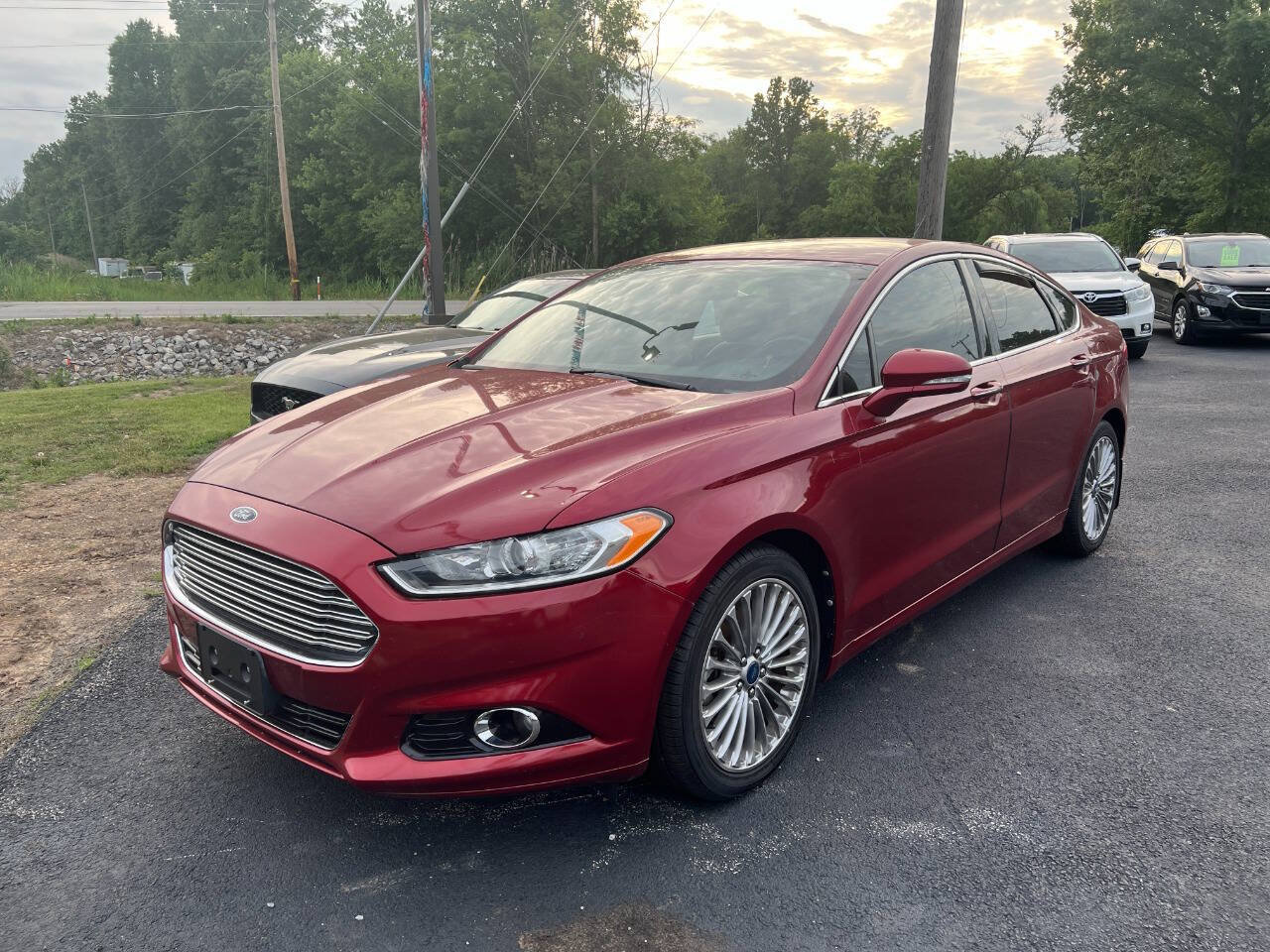 Used 2013 Ford Fusion Titanium FWD image 1