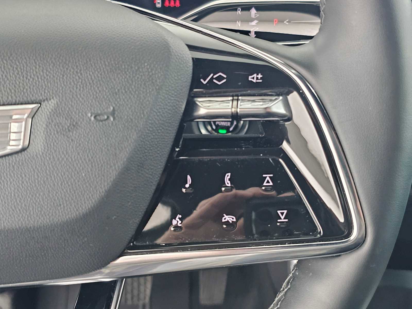 Used 2025 Cadillac Lyriq Luxury w/ LPO, Floor Liner Package image 27