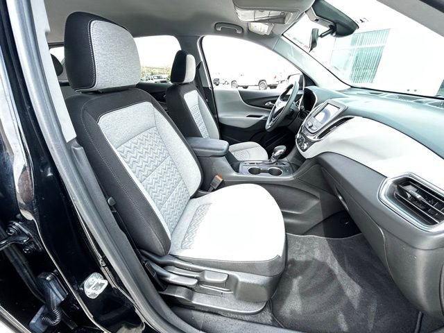 Used 2022 Chevrolet Equinox LT image 38