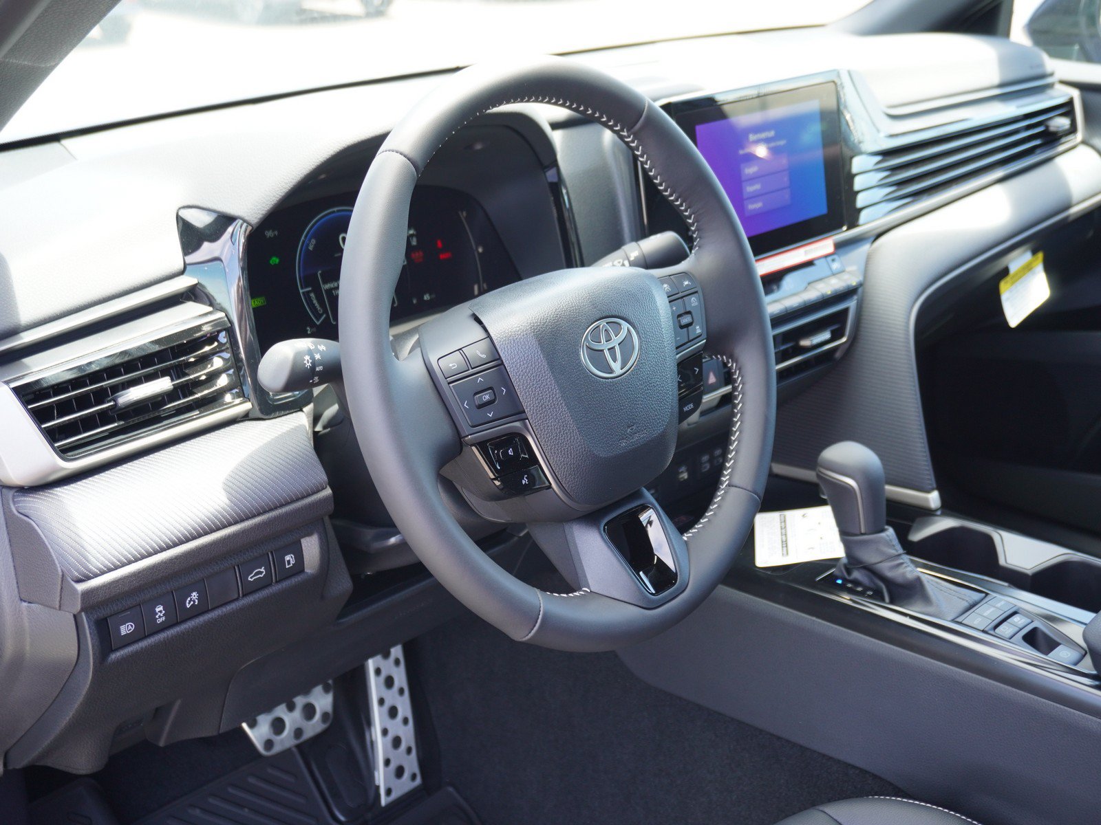 New 2026 Toyota Camry SE FWD image 19