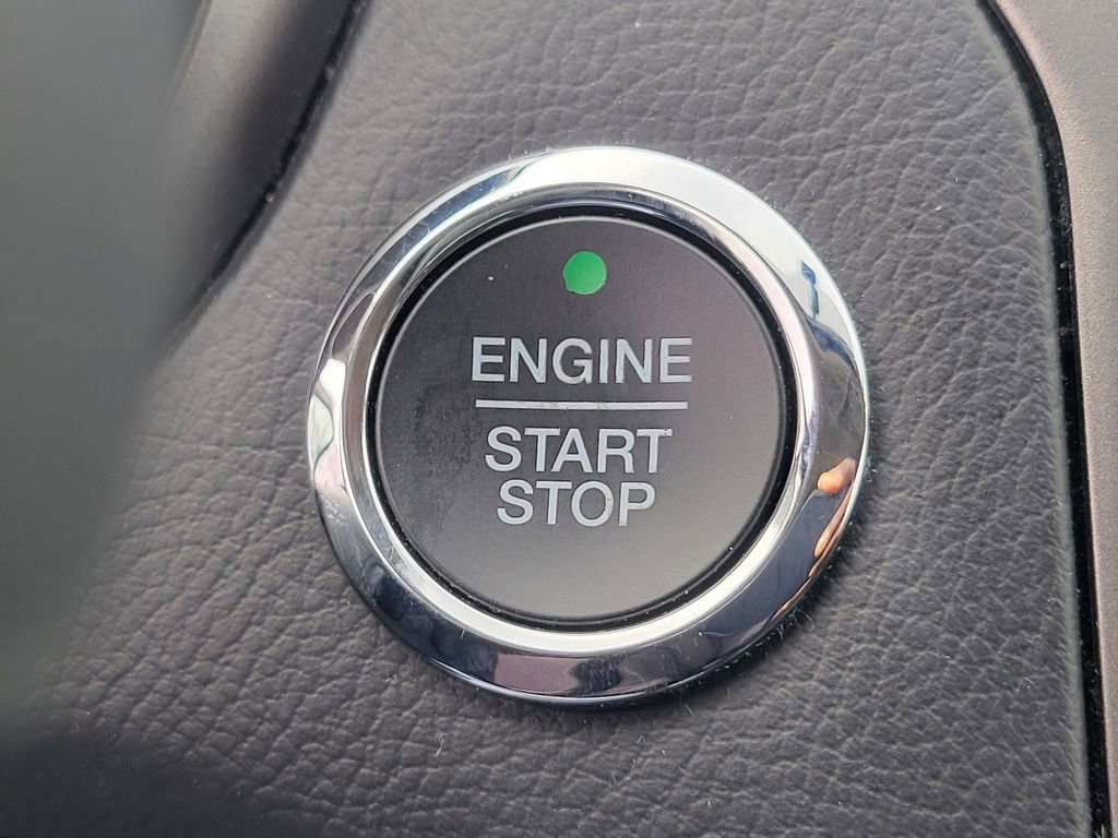 Certified 2017 Ford Fusion SE w/ Fusion SE Technology Package image 27