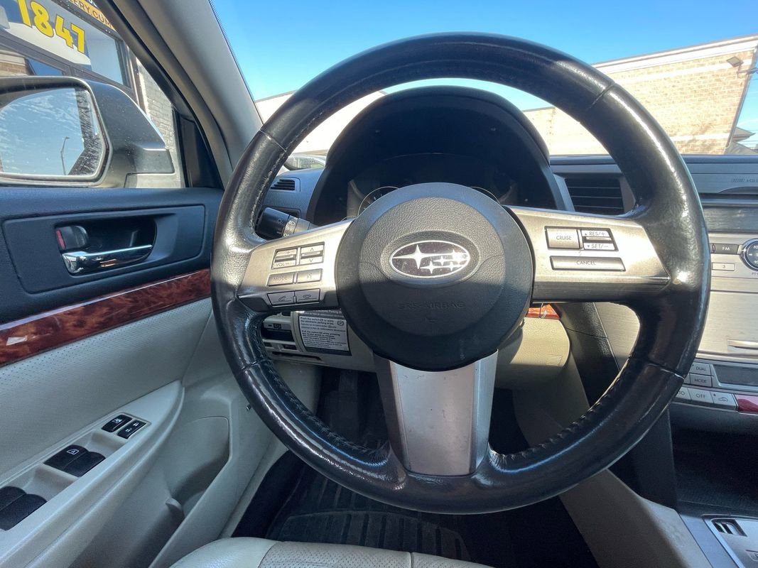 Used 2011 Subaru Outback 3.6R Limited w/ PWR Moonroof Pkg AWD/4WD image 12