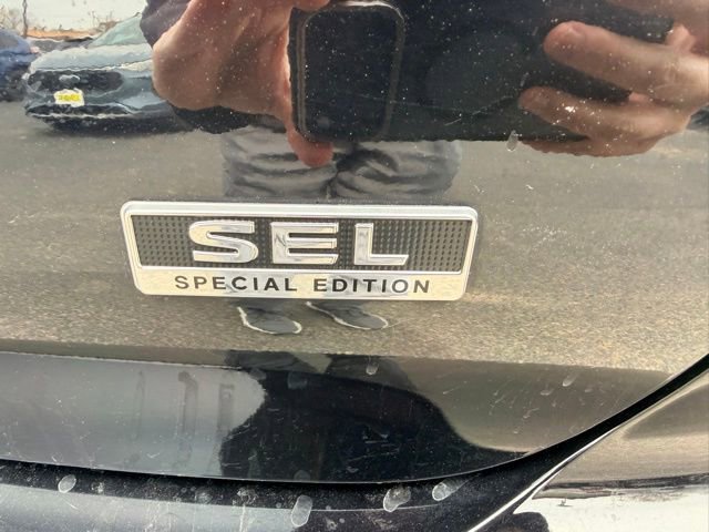 Used 2022 Mitsubishi Outlander SEL image 32