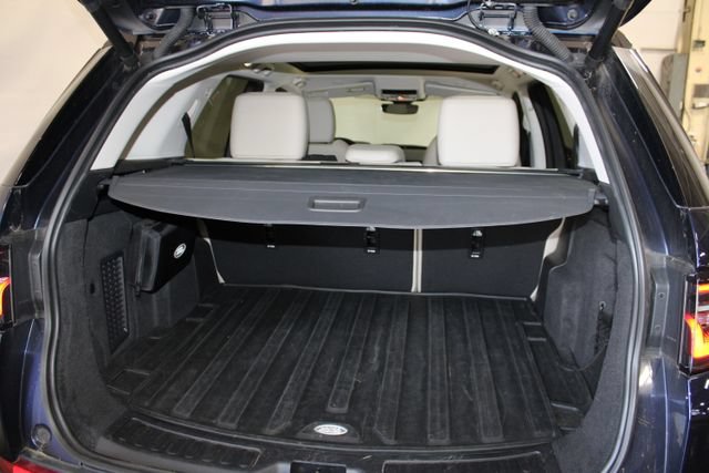 Used 2023 Land Rover Discovery Sport S AWD/4WD image 31
