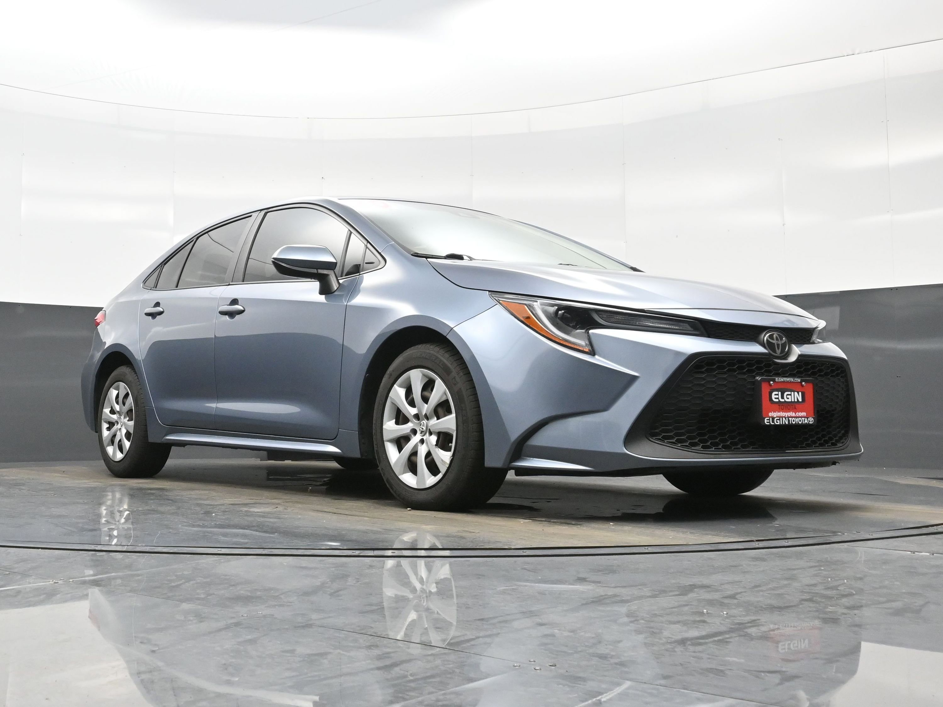 Used 2020 Toyota Corolla LE image 23