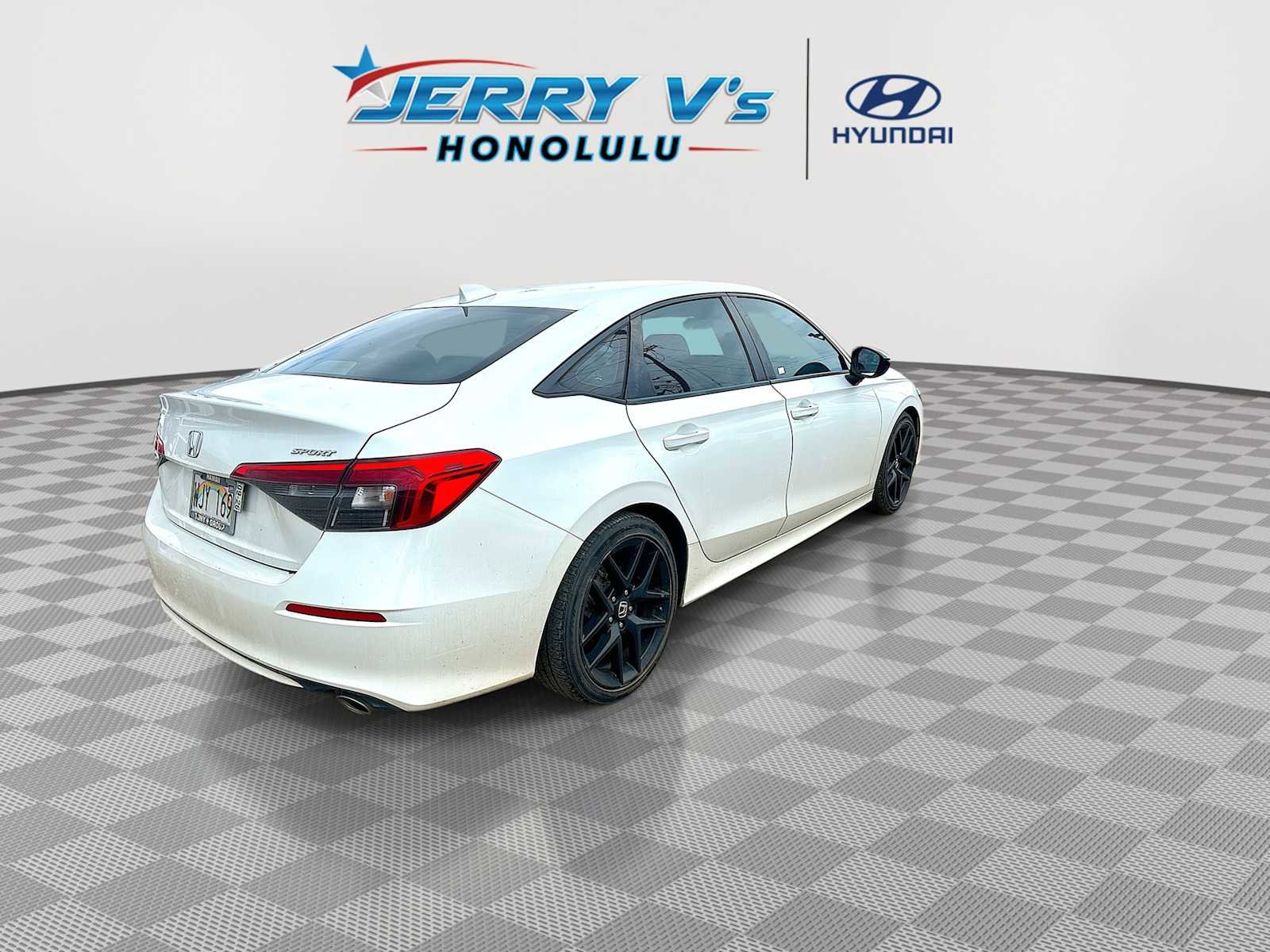 Used 2022 Honda Civic Sport image 8